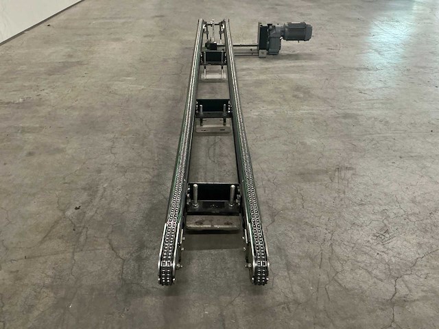 2018 elektrisch aangedreven kettingtransporteur - afbeelding 2 van  8