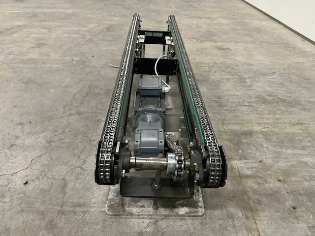 2018 elektrisch aangedreven kettingtransporteur - afbeelding 5 van  8
