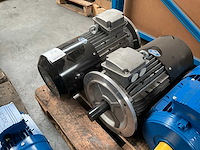2018 elsto am-tx7 132az4 elektromotor (2x) - afbeelding 2 van  4
