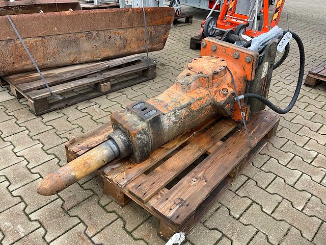 2018 epiroc sb 452 hydraulische sloophamer - afbeelding 1 van  8
