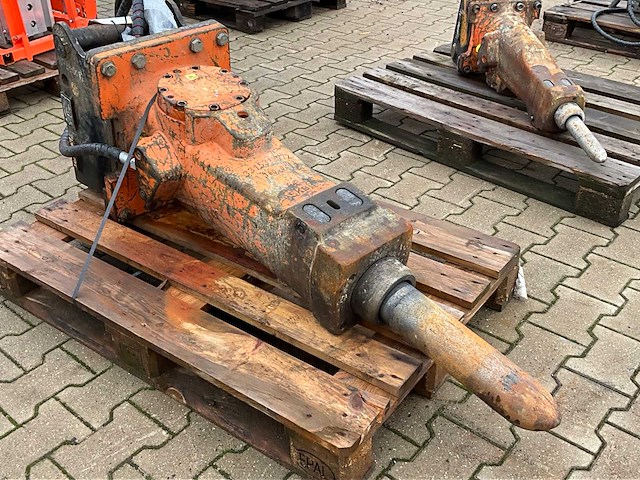 2018 epiroc sb 452 hydraulische sloophamer - afbeelding 4 van  8