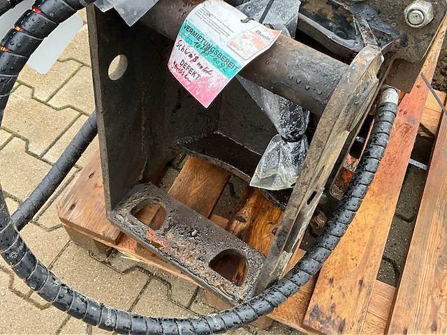 2018 epiroc sb 452 hydraulische sloophamer - afbeelding 2 van  8