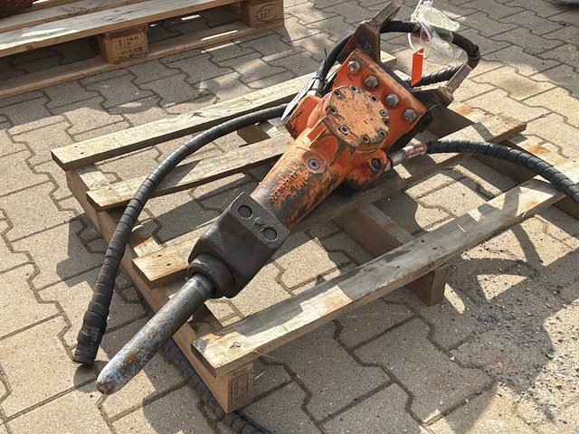 2018 epiroc sb102 hydraulische breekhamer - afbeelding 2 van  6