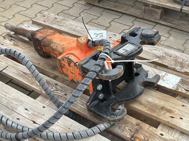 2018 epiroc sb102 hydraulische breekhamer - afbeelding 3 van  8