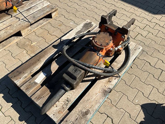 2018 epiroc sb152 hydraulische breekhamer - afbeelding 5 van  8