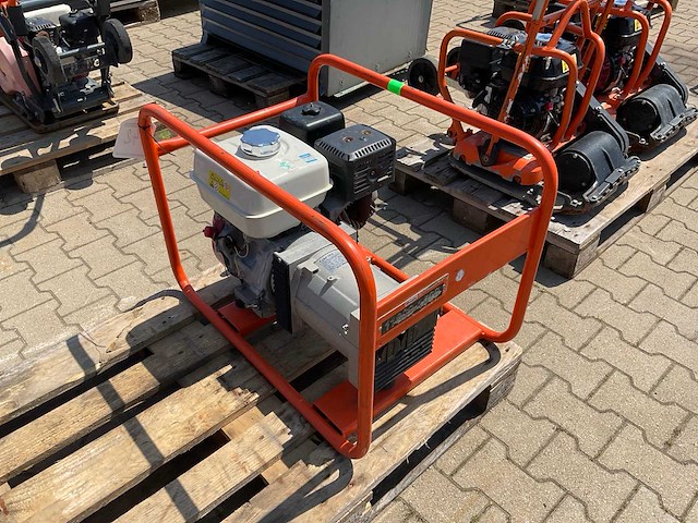 2018 europower ep4100 stroom aggregaat - afbeelding 2 van  8