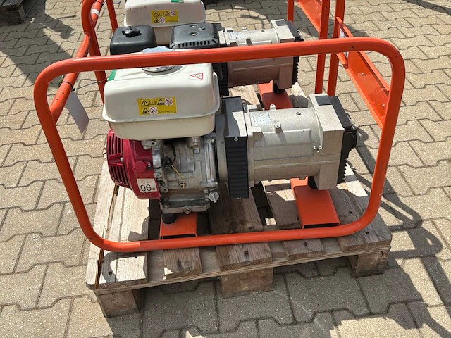 2018 europower ep4100 stroom aggregaat - afbeelding 1 van  5