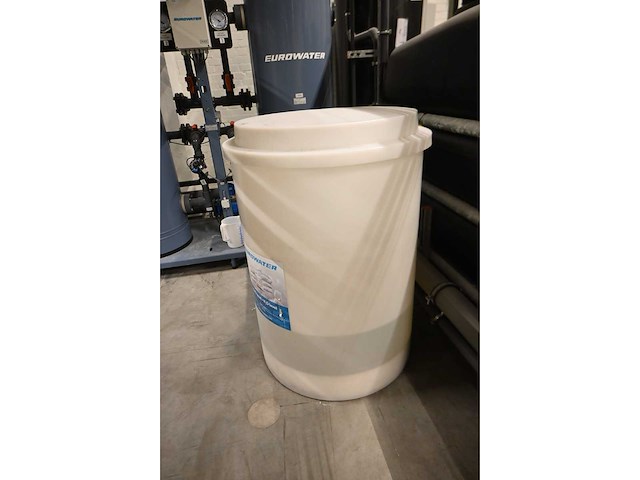 2018 eurowater - edi-2 3400l / smh 900 - complete demiwater installatie - afbeelding 15 van  39