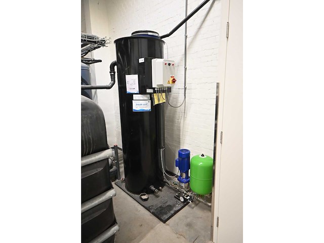 2018 eurowater - edi-2 3400l / smh 900 - complete demiwater installatie - afbeelding 19 van  39
