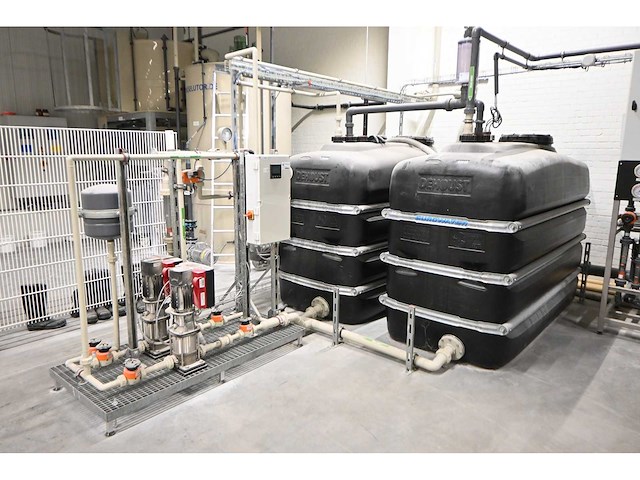 2018 eurowater - edi-2 3400l / smh 900 - complete demiwater installatie - afbeelding 22 van  39