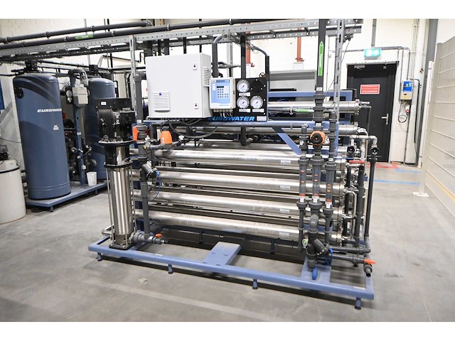 2018 eurowater - edi-2 3400l / smh 900 - complete demiwater installatie - afbeelding 12 van  39