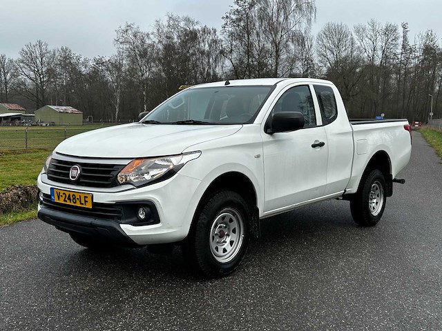2018 fiat fullback personenauto - afbeelding 1 van  9
