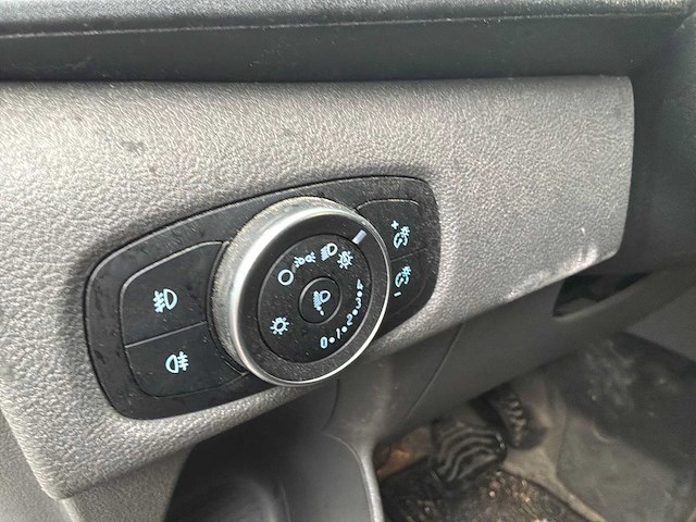 2018 ford transit custom bedrijfswagen - afbeelding 10 van  43