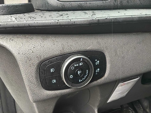 2018 ford transit custom bedrijfswagen - afbeelding 8 van  33