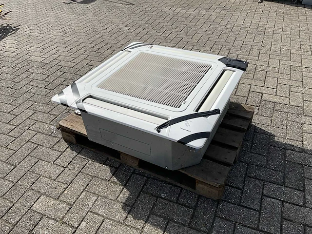 2018 fujitsu auhg54lrla plafond inbouw cassette-airconditioning - afbeelding 3 van  8