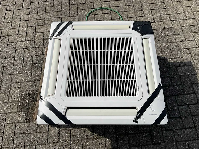2018 fujitsu auhg54lrla plafond inbouw cassette-airconditioning - afbeelding 4 van  8