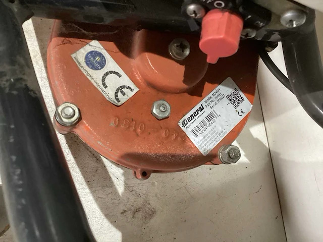 2018 general m 240 h grondboor - afbeelding 3 van  6