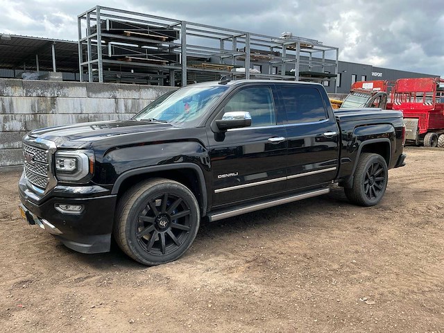 2018 general motors-gmc sierra denali pick-up bedrijfswagen - afbeelding 1 van  84