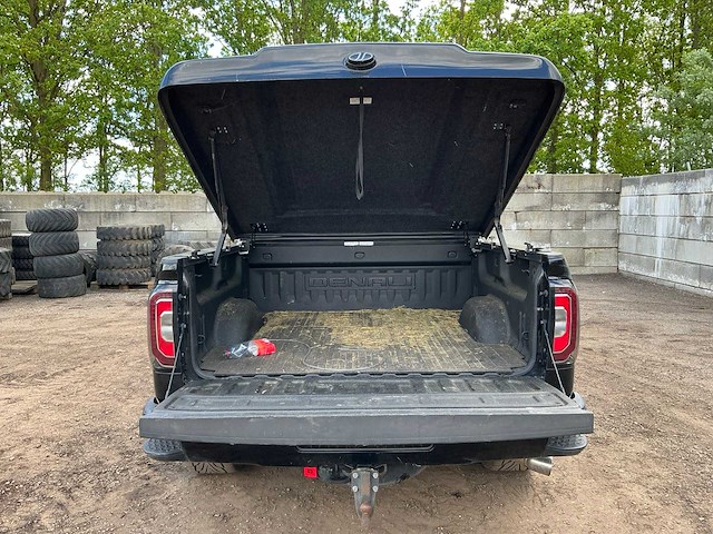 2018 general motors-gmc sierra denali pick-up bedrijfswagen - afbeelding 70 van  84