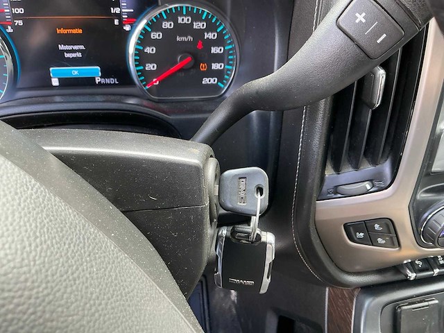 2018 general motors-gmc sierra denali pick-up bedrijfswagen - afbeelding 19 van  78