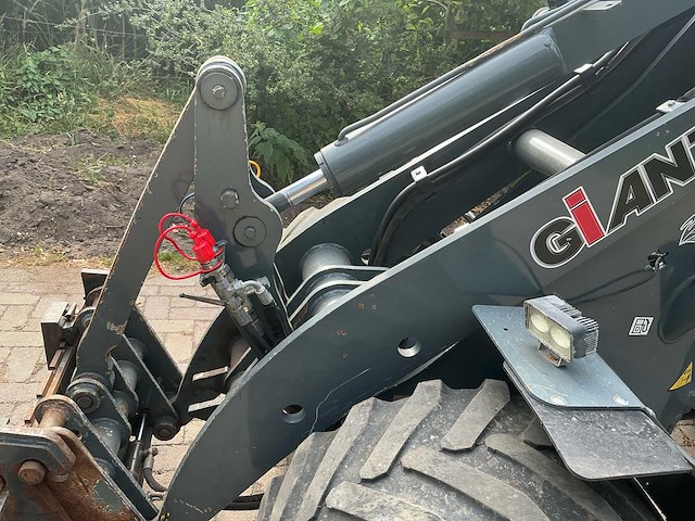 2018 giant v452t hd shovel - afbeelding 2 van  25