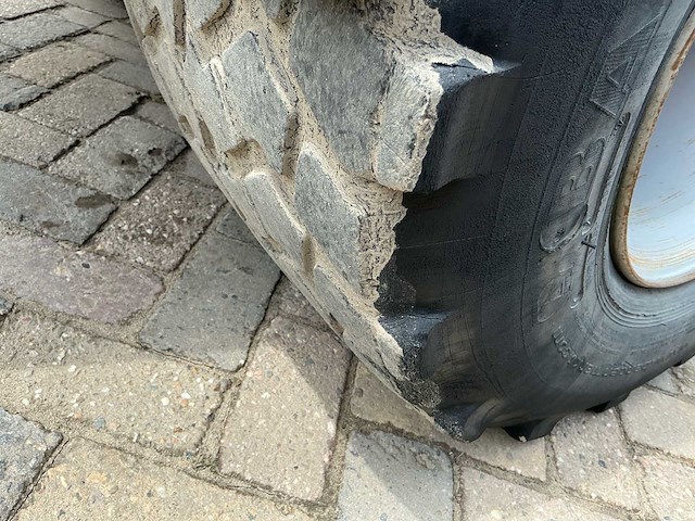 2018 giant v5003 x-tra hd 45+ shovel - afbeelding 16 van  26