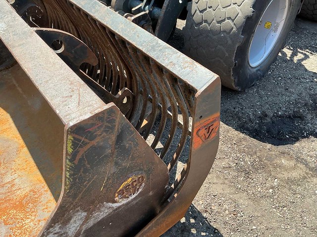 2018 giant v5003 x-tra hd shovel - afbeelding 5 van  22