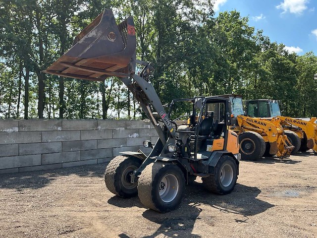 2018 giant v5003 x-tra hd shovel - afbeelding 17 van  22
