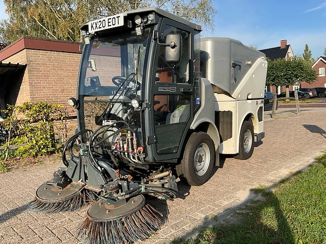 2018 hako citymaster 1650 multifunctionele werktuigdrager / veegmachine - afbeelding 1 van  48