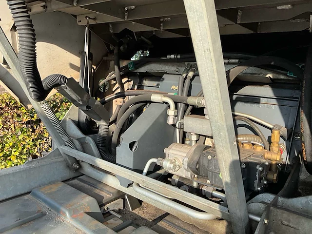 2018 hako citymaster 1650 multifunctionele werktuigdrager / veegmachine - afbeelding 20 van  48
