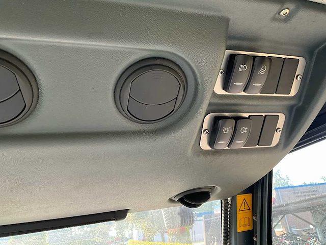 2018 hako citymaster 1650 multifunctionele werktuigdrager / veegmachine - afbeelding 31 van  48