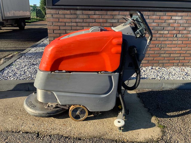 2018 hako scrubmaster b45cl zelfrijdende schrobmachine - afbeelding 11 van  18