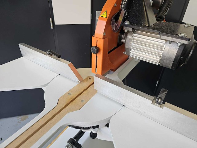 2018 harwi delta 85 afkortcirkelzaagmachine / verstekzaag - afbeelding 11 van  15