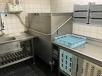 2018 hobart premax aupt-10a vaatwasmachine met aan en afvoertafel - afbeelding 11 van  16