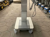 2018 humanscale hospital cart computer monitor - afbeelding 5 van  10