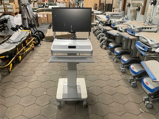 2018 humanscale hospital cart computer monitor - afbeelding 5 van  12