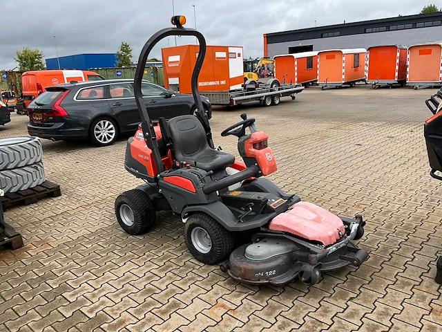 2018 husqvarna p524 gazonmaaier / zitmaaier - afbeelding 12 van  17