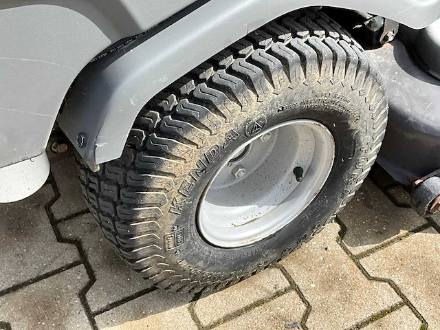 2018 husqvarna p524 gazonmaaier / zitmaaier - afbeelding 8 van  17