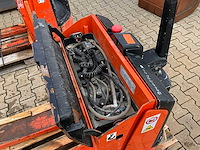 2018 hyster p2.0 elektrische palletwagen - afbeelding 8 van  9