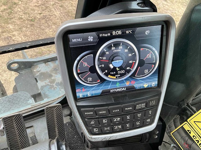 2018 hyundai hw180 op- en overslagkraan - afbeelding 33 van  36