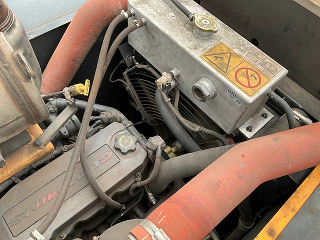 2018 hyundai hw180 op- en overslagkraan - afbeelding 10 van  36
