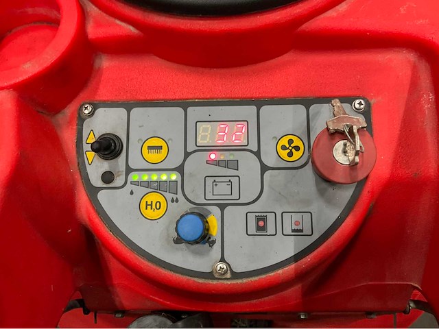 2018 ip cleaning ct70 bt60 schrob- zuigmachine - afbeelding 4 van  14