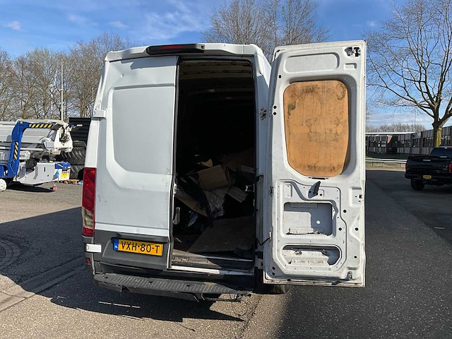2018 iveco daily 35-160 bedrijfswagen vxh-80-t (schade voertuig) - afbeelding 21 van  35