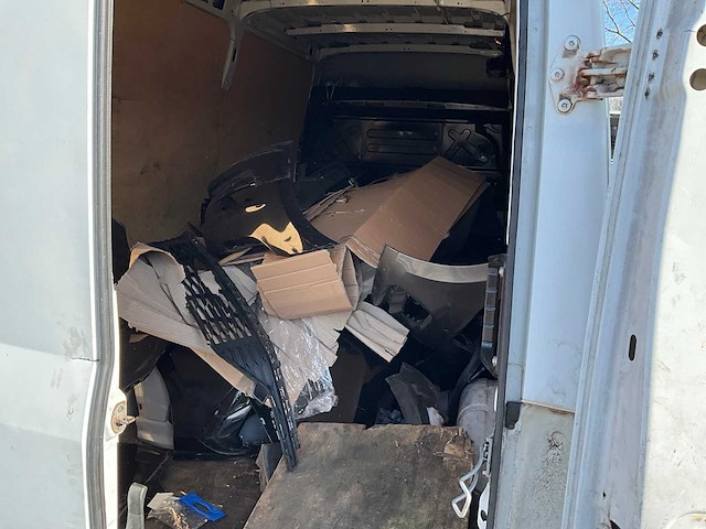 2018 iveco daily 35-160 bedrijfswagen vxh-80-t (schade voertuig) - afbeelding 32 van  35
