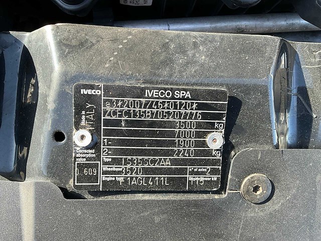2018 iveco daily 35-160 bedrijfswagen vxh-80-t (schade voertuig) - afbeelding 25 van  35