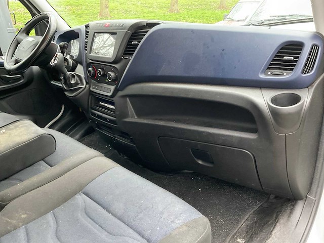 2018 iveco daily 35s12 - l1h2 - euro 6 - automaat - 2.3l - afbeelding 46 van  52