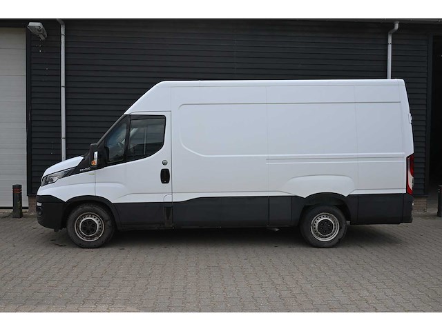 2018 iveco daily 35s14v 2.3 352 h3 l bedrijfswagen - afbeelding 14 van  20