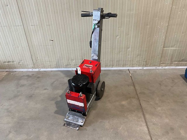 2018 janser master mobil hydraulic tapijtstripper hydraulisch - afbeelding 1 van  5