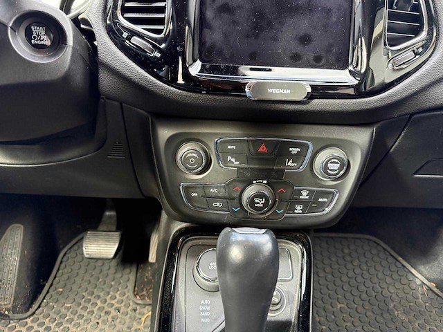 2018 jeep compass 4x4 limited automaat personenauto - afbeelding 4 van  12