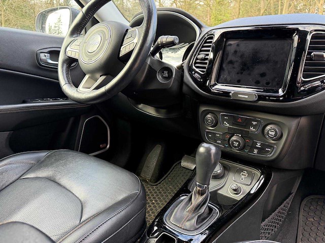 2018 jeep compass 4x4 limited automaat personenauto - afbeelding 1 van  12